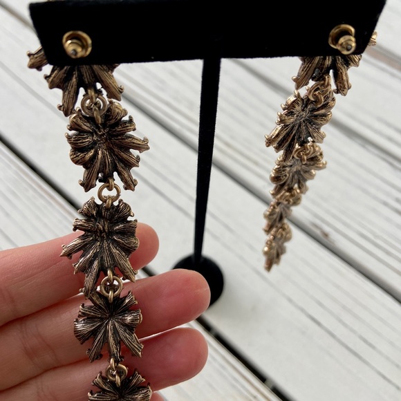 Gorgeous Pink Rhinestone Earrings - Picture 9 of 10